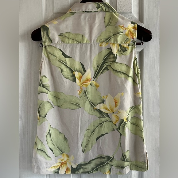 Tommy Bahama | Hawaiian Sleeveless Button Up - Picture 3 of 5